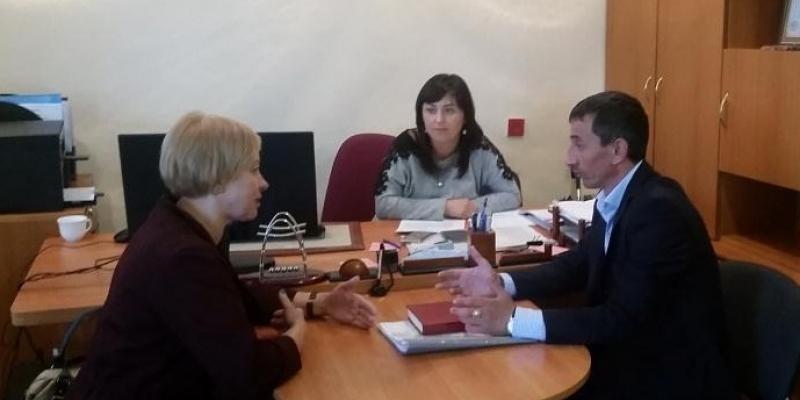 Чергову виїзну акцію фахівці Свалявської районної філії Закарпатського обласного центру зайнятості провели у Полянській об’єднаній територіальній громаді.