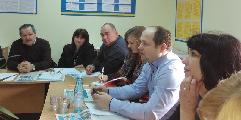 Інформаційний семінар на тему «Легалізація праці та оплати праці» провели 22 лютого 2018 року на базі Консалтингового центру фахівці відділу взаємодії з роботодавцями Хустського міськрайонного центру зайнятості.