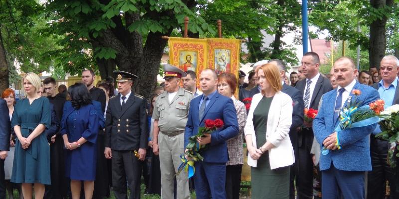 26 квітня 2018 року Україна відзначає річницю з дня аварії на Чорнобильській АЕС. В Ужгороді з цієї нагоди відбувся мітинг-реквієм зі вшанування героїзму всіх, хто брав участь у ліквідації наслідків техногенної катастрофи – працівників ЧАЕС, пожежників, військовослужбовців, будівельників, учених, медиків, працівників міліції.