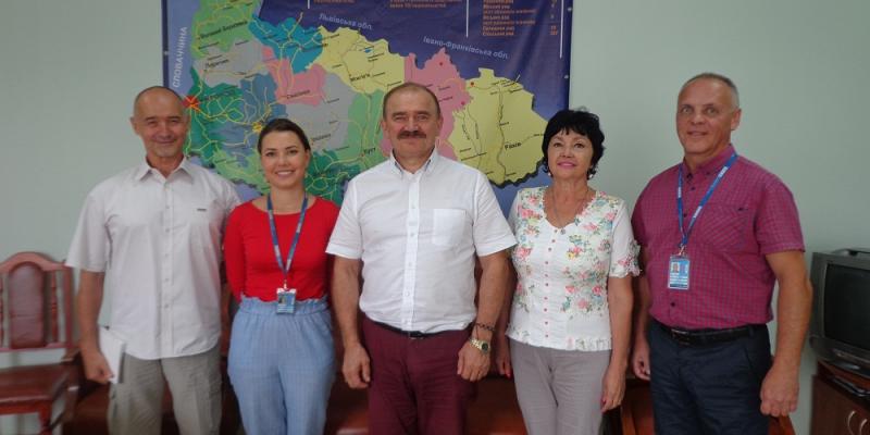 Сьогодні, 6 вересня 2018 року відбулась робоча зустріч представників Спеціальної Моніторингової місії ОБСЄ Івано-Франківської регіональної моніторингової групи з керівництвом Закарпатського обласного центру зайнятості.