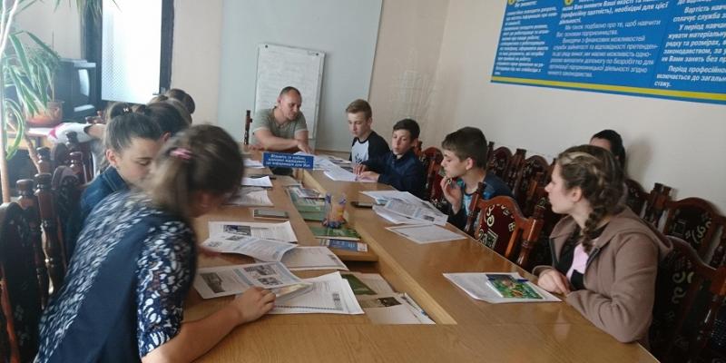 03 травня 2018 року у Воловецькому районному центрі зайнятості відбувся День відкритих дверей для учнів загальноосвітніх шкіл району.