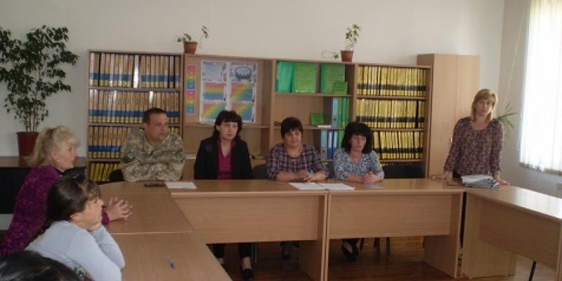 23 квітня 2018 року Великоберезнянським районним центром зайнятості проведено засідання клубу «Шлях до життєвого успіху» для молодих людей на тему: «Легальна робота сьогодні – гідне забезпечення нашого майбутнього», мета якого є підвищення обізнаності присутніх про всі негативні наслідки неофіційного працевлаштування.