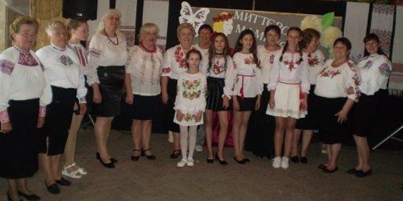 16 травня 2018 року у районному будинку культури фахівці Великоберезнянського районного центру зайнятості спільно з районною централізованою бібліотекою провели профорієнтаційний захід присвячений Дню сім’ї, Дню матері та Дню вишиванки.