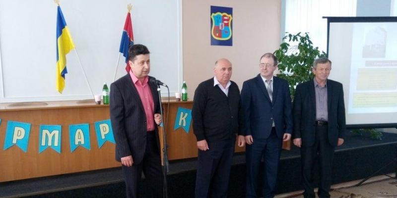 Саме під таким гаслом 19 квітня 2018 року відбувся Ярмарок кар’єри для учнівської молоді загальноосвітніх закладів району та ДПТНЗ «Білківський професійний аграрний ліцей», організований Іршавським районним центром зайнятості спільно з відділом освіти, охорони здоров’я, культури, сім’ї, молоді і спорту Іршавської ОТГ в приміщенні Іршавської районної ради.