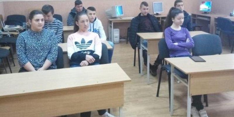 У вівторок, 6 листопада, фахівці Іршавської районної філії Закарпатського обласного центру зайнятості провели профорієнтаційні уроки для учнів 8, 9 та 11 класів Довжанських загальноосвітніх шкіл.
